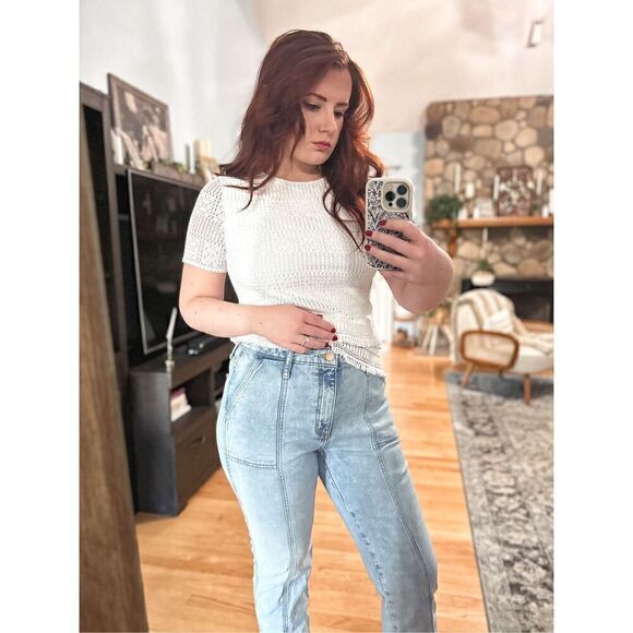 Universal thread high rise slim straight jeans - Picture 9 of 16